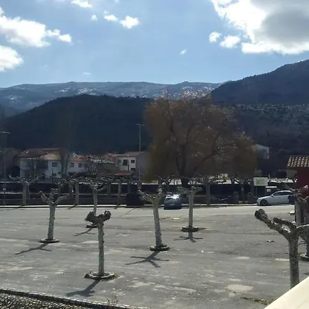 Navaluenga Apartmán *